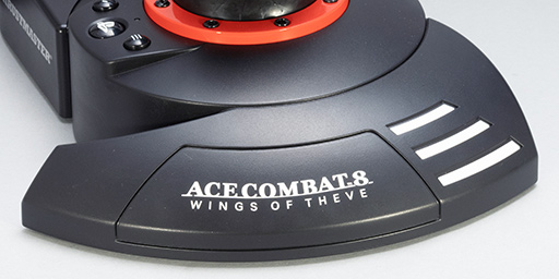 画像ギャラリー No.008のサムネイル画像 / 「ACE COMBAT 8」を臨場感たっぷりに楽しみたいなら，Thrustmasterのフライトスティック「T.Flight HOTAS NEO」で空へと飛び出そう【PR】