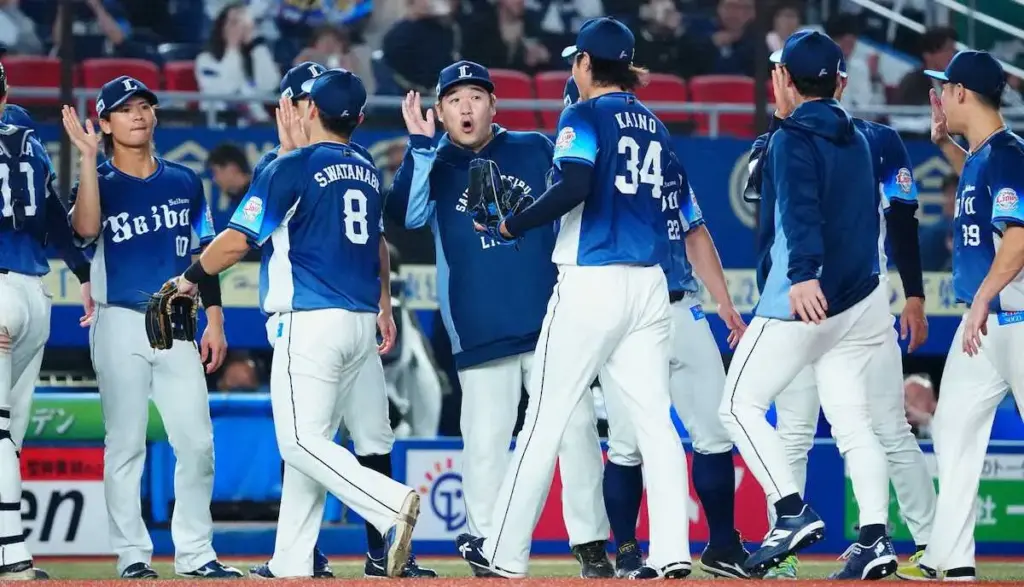 西武が2位確定 7年ぶりCS本拠地開幕 篠原響は34HP!高卒2年目では由伸以来2人目 – スポニチ Sponichi Annex 野球 西武が2位確定 7年ぶりCS本拠地開幕 篠原響は34HP!高卒2年目では由伸以来2人目 - スポニチ Sponichi Annex 野球
