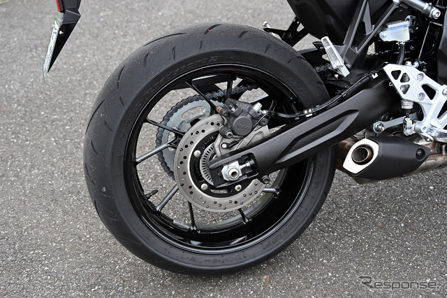 スズキ GSX-8R