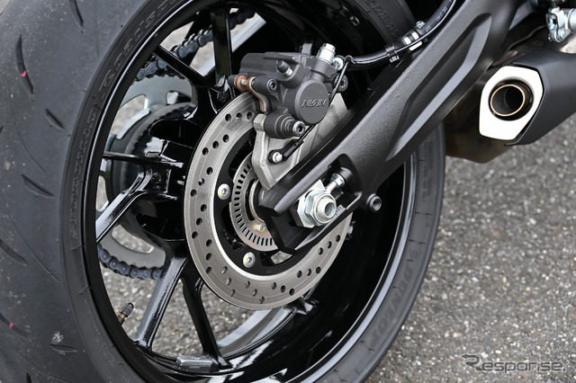 スズキ GSX-8R