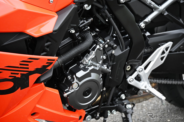スズキ GSX-8R