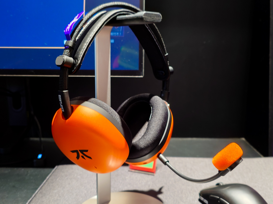 INZONE H9 II WH-G910N Fnatic Edition