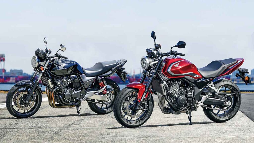 ホンダ「CB400 SUPER FOUR E-Clutch」（400ccクラス・第1位）【バイクオブザイヤーNo.1の系譜】 - webオートバイ