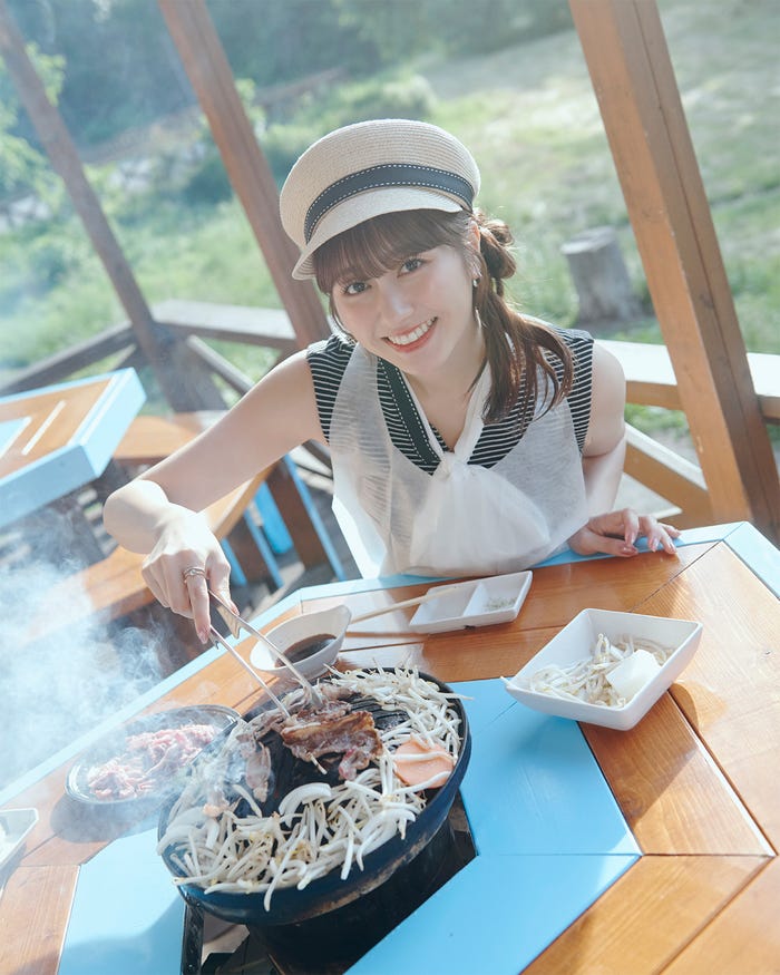 佐々木彩夏 1st写真集 「ぺろり」ツキサップじんぎすかんクラブ／北海道（C）SDP