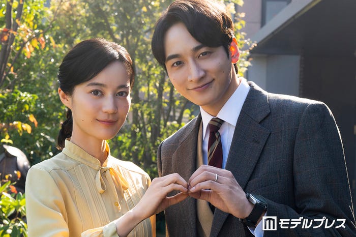 生田絵梨花、小関裕太（C）モデルプレス