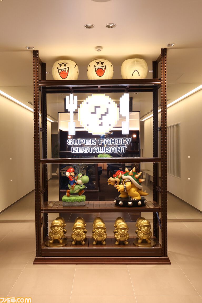 ニンテンドーミュージアム「スーパーファミリーレストラン」内覧リポート。『ゼルダ』のリンク像や隠れピクミン、ニンテンドウ64の食器も！ 大皿料理を実食