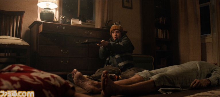 映画『バイオハザード』夢グループとのコラボ動画が公開。夢ではなく「悪夢の⼀夜」をいつもの調子でしっかり紹介