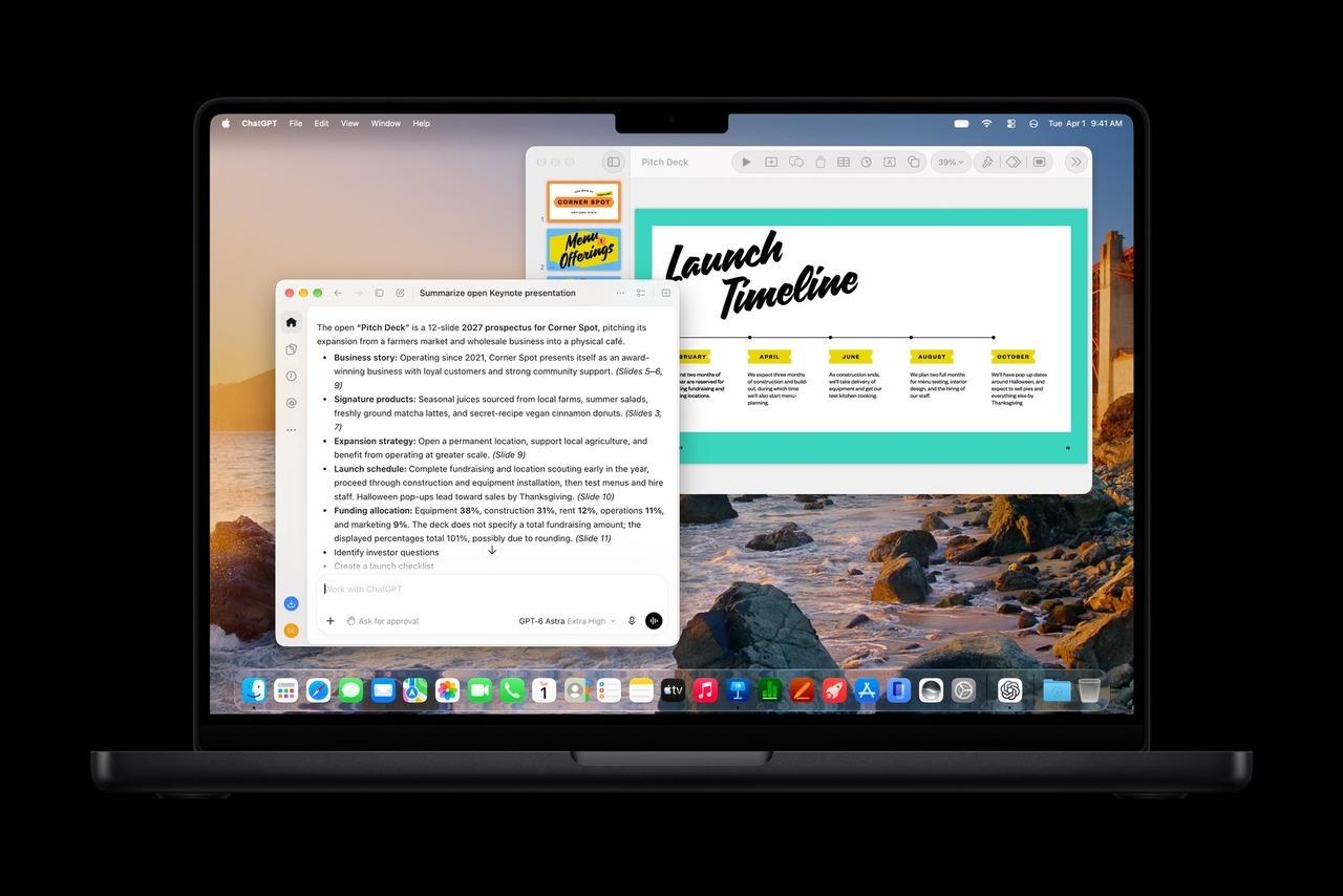 Keynoteの資料とAIによる要約を表示したMacBook Pro。出典:Apple