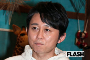 『VIVANT』ファミリー＆芦田愛菜が抜擢の『紅白』司会“毒舌封印・ガチガチ台本”有吉弘行“4年め”を阻んだ壁