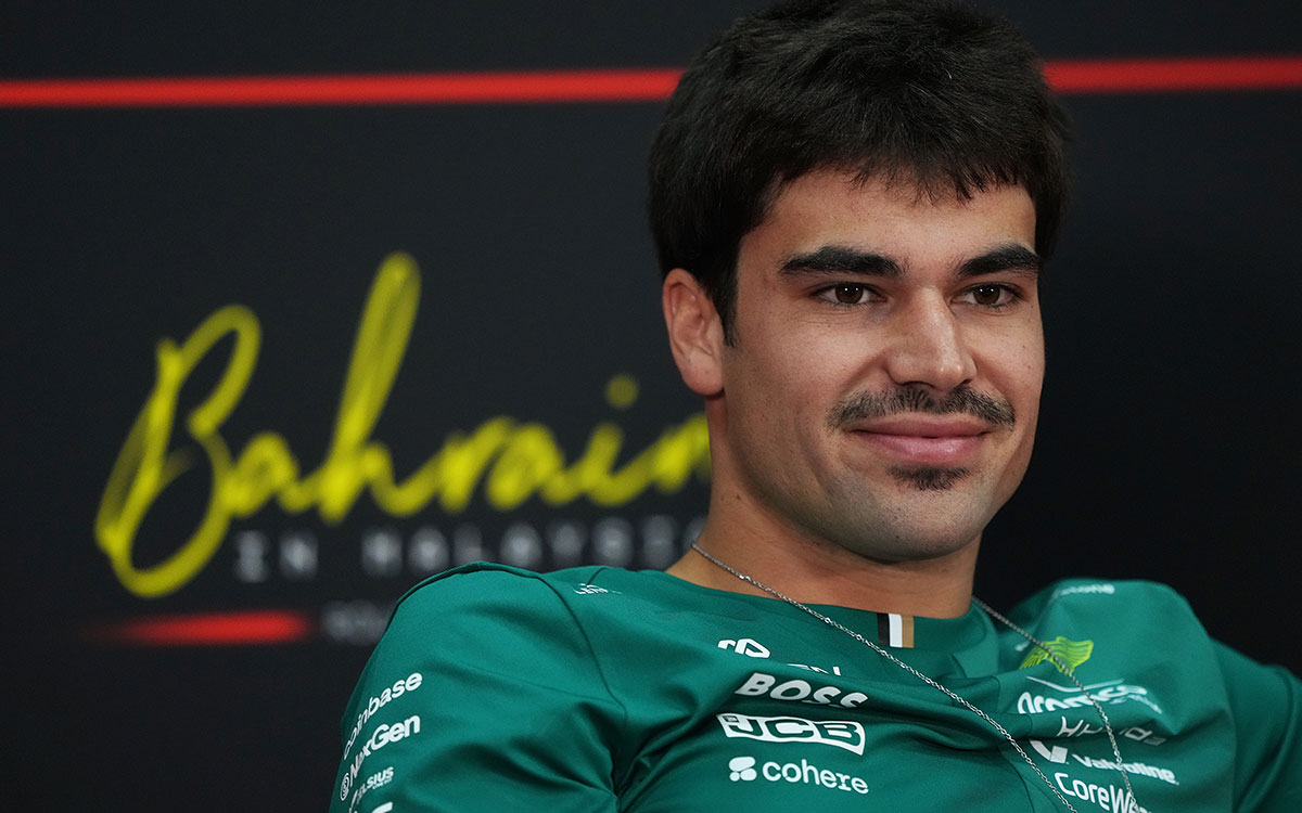 FIA公式会見に出席するランス・ストロール（アストンマーティン・ホンダ）、2026年10月1日(木) F1バーレーンGPメディアデー（セパン・インターナショナル・サーキット）