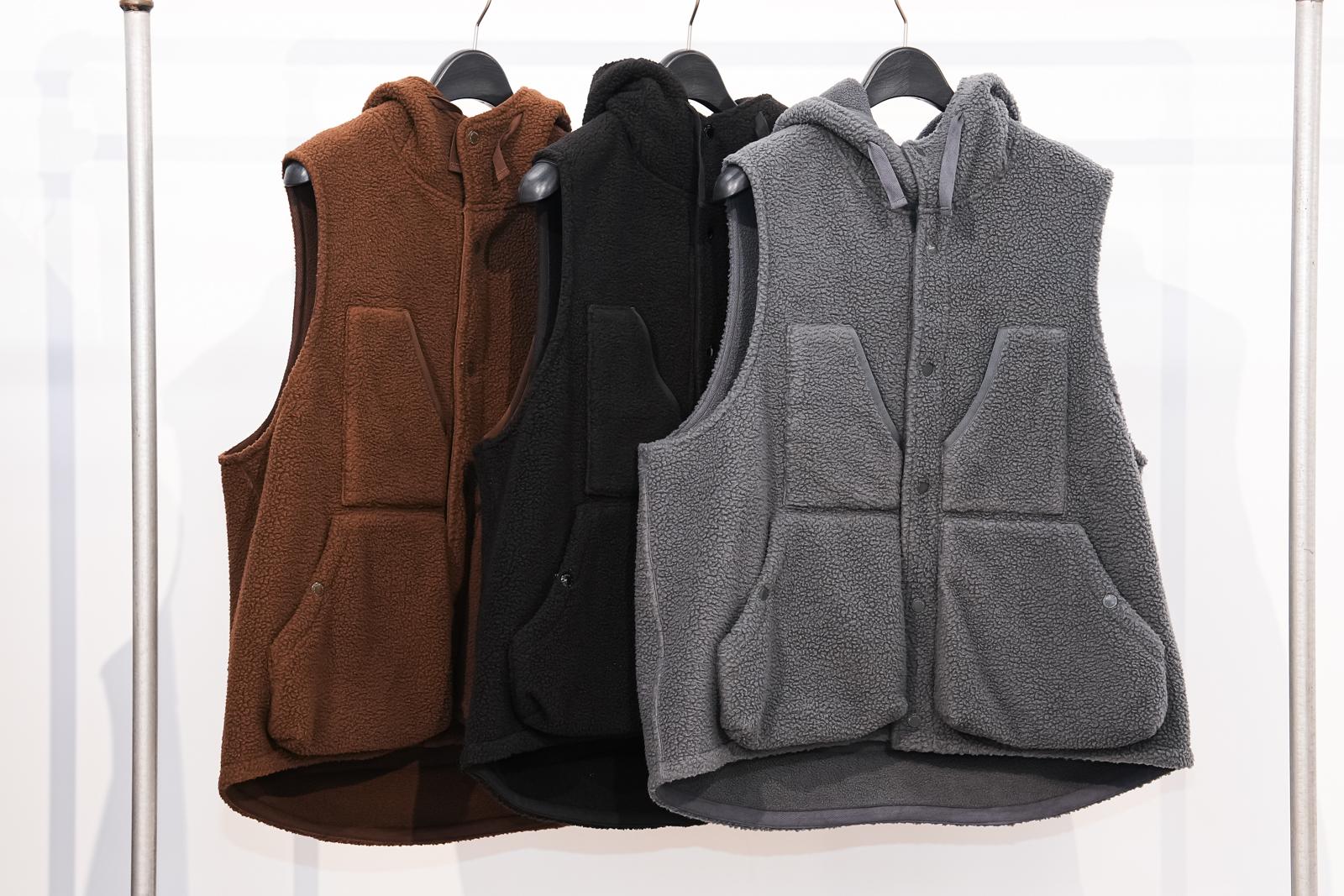 フリースフーデッドオーバーサイズベスト 3,990円