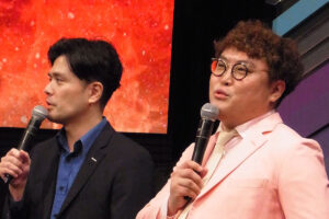 auの新CMの人気芸人、“舌ペロ”に「意味が分からない」一部で拒否反応…“キモダチ”キャラ定着もドアップが災い