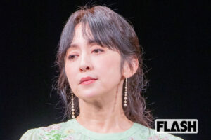 斉藤由貴、新ドラマ『LOST10』で見せた“厚塗りメイク”に騒然…還暦迎えた「元アイドル」に高まる“怖演”需要