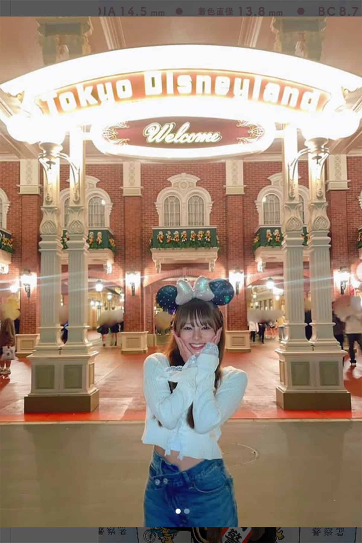 林祐衣のInstagramより。大のディズニー好きという彼女は、SNSでもたびたびディズニーリゾートでの様子を投稿している
