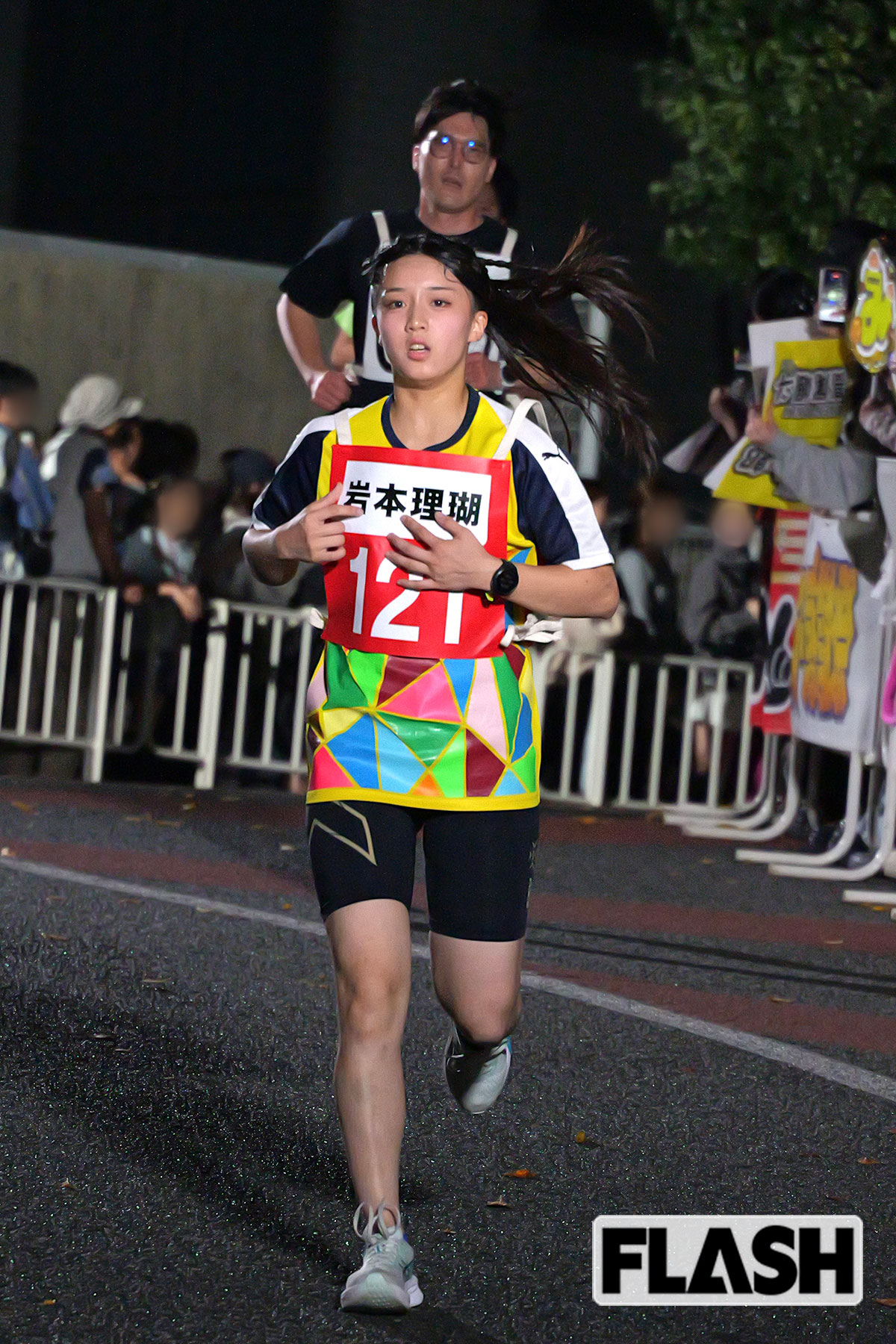真剣な表情でマラソンに参加する岩本理瑚
